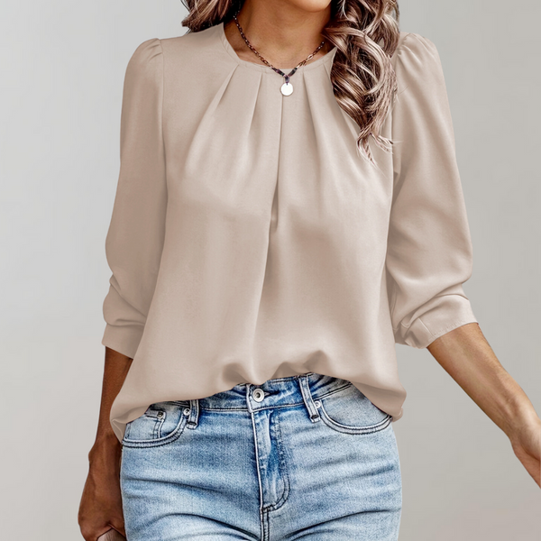 Tinatin | Casual and Effortless winter Blouse