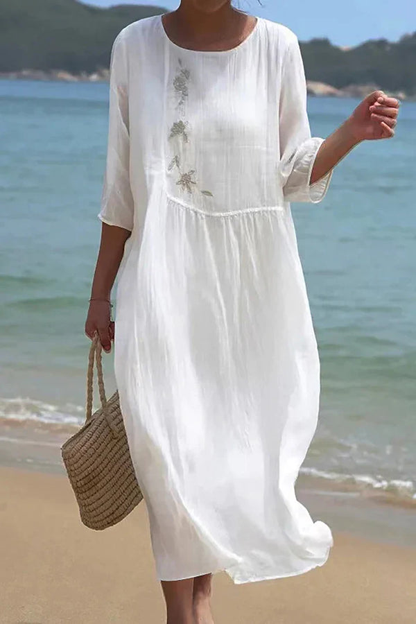 Zoe® | Linen dress with round neckline and embroidery details