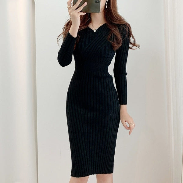 Amorica | Effortless and Trendy winter Dress