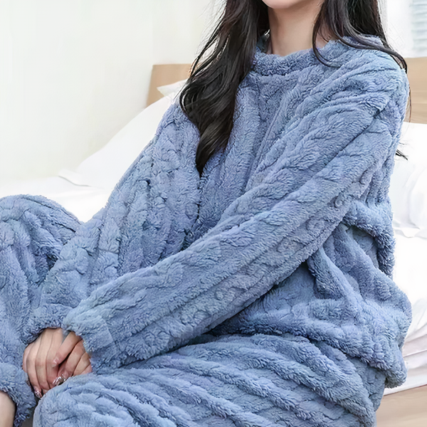 Donia | Modern and Versatile winter Set